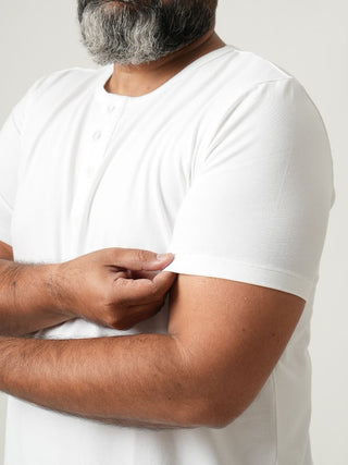 Balanced Fit - Henley Neck Short Sleeve - Classic White