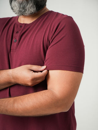 Balanced Fit - Henley Neck Short Sleeve - Red Rock